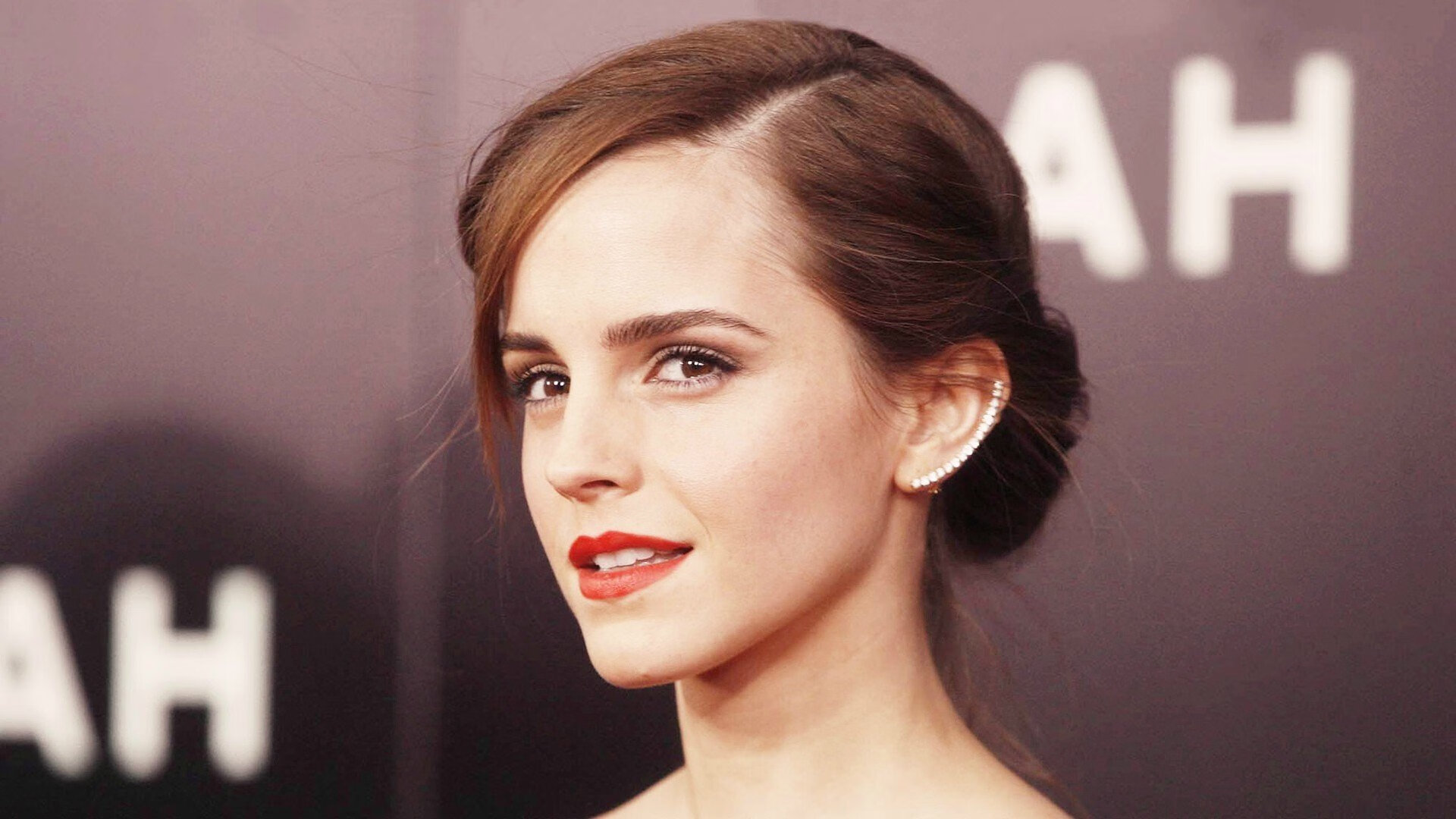 AYX体育-新西兰全黑队球员间默契配合，极具战术执行力，新西兰的球队